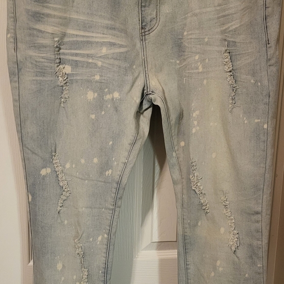 Switch Remarkable Other - Men's Switch Slim Taper Fit Jeans - NWOT